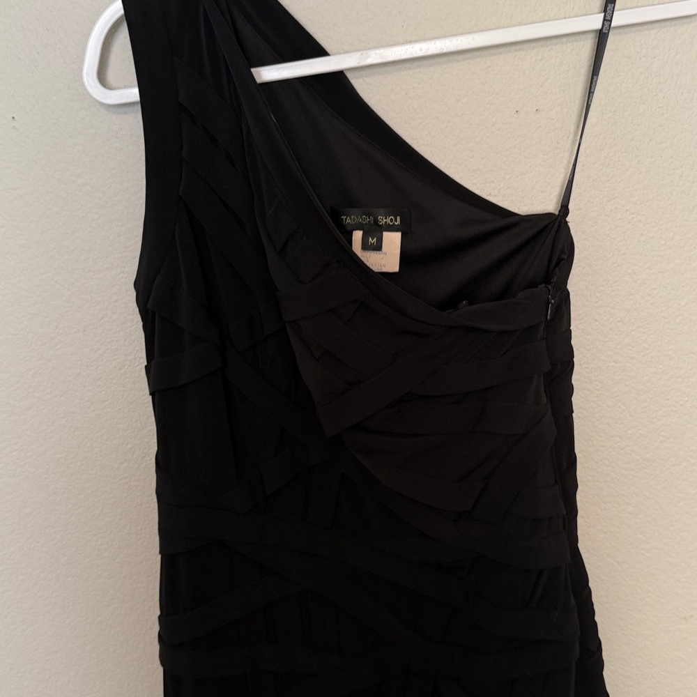 Tadashi Shoji Elegant Black One-Shoulder Dress